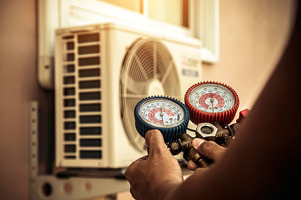 Professional Hvac technician working in Gage, OK